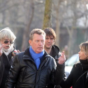 Le chanteur Renaud - Obsèques de Thierry Séchan frère du chanteur Renaud) au cimetière du Montparnasse à Paris le 16 janvier 2019.