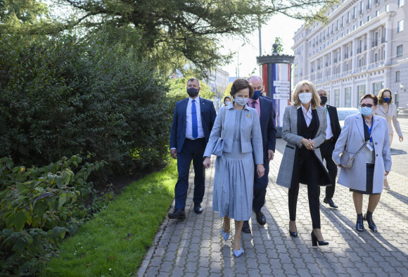 Brigitte Macron et la première dame de Lettonie Andra Levite à Riga le 30 septembre 2020