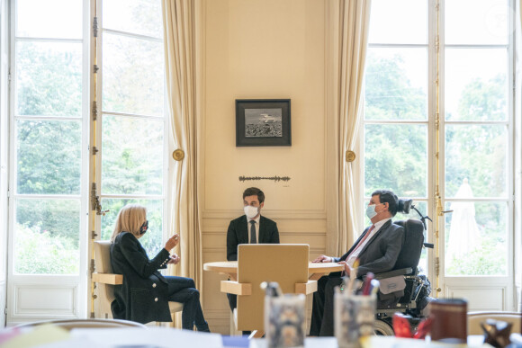 Brigitte Macron en rendez-vous avec Éric Molinié, secrétaire général de Dalkia
