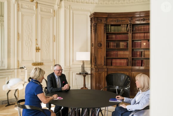 Brigitte Macron en rendez-vous avec Joseline Duquerrois, présidente nationale de l'association "Les blouses roses"
