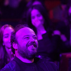 Jamel Debouzze et Alban Ivanov - Soirée de gala du Jamel Comedie Club au Paradis Latin avec Canal+ à Paris, le 8 octobre 2020. © RACHID BELLAK / BESTIMAGE 