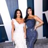 Kim Kardashian et Kylie Jenner - People à la soirée "Vanity Fair Oscar Party" après la 92ème cérémonie des Oscars 2020 au Wallis Annenberg Center for the Performing Arts à Los Angeles, le 9 février 2020. 