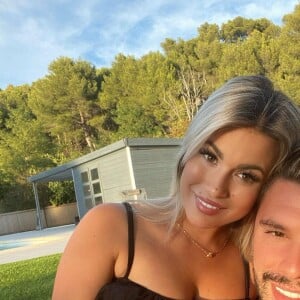 Carla Moreau et Kevin Guedj amoureux sur Instagram, le 8 septembre 2020