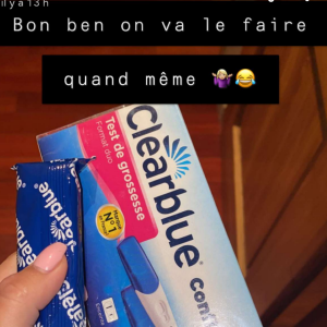 Kevin Guedj et Carla Moreau dévoilent le résultat d'un test de grossesse sur Snapchat, le 22 octobre 2020