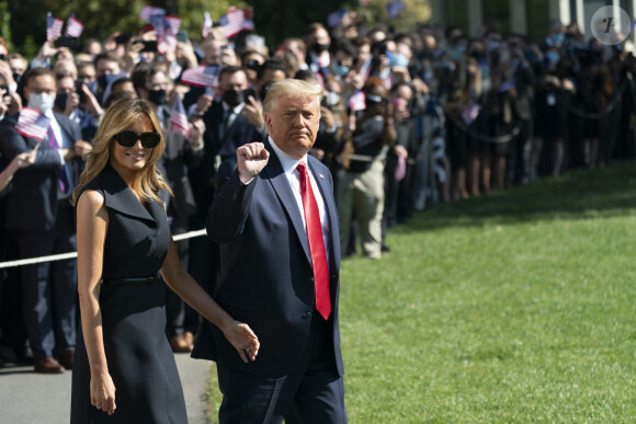 Le président Donald Trump et sa femme Melania quittent la Maison Blanche pour aller à Nashville le 22 octobre 2020.