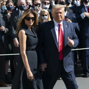 Le président Donald Trump et sa femme Melania quittent la Maison Blanche pour aller à Nashville le 22 octobre 2020.