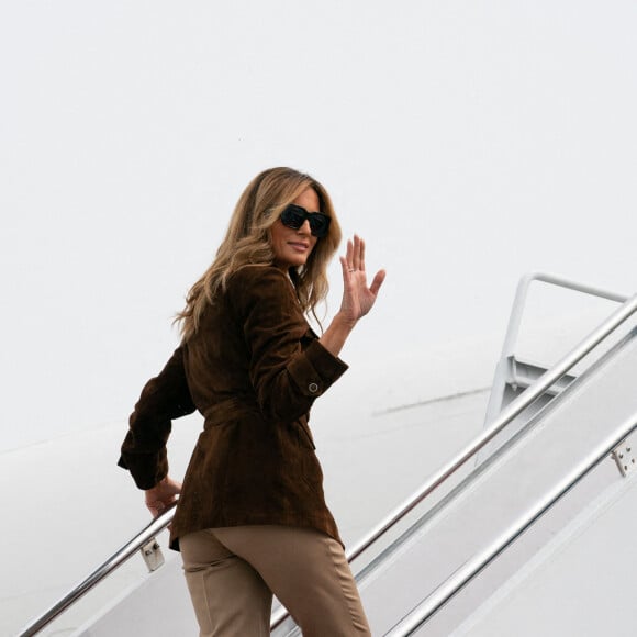 Melania Trump a rencontré Judy Buckley et Cathy Miller, praticiens de Reiki, lors d'un briefing sur l'approche thérapeutique du syndrome d'abstinence néonatale le jeudi 17 septembre 2020, à l'hôpital Concord de Concord, N.H.