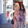 Kim Kardashian et Paris Hilton posent pour la nouvelle campagne "paparazzi Style" de SKIMS. Le 19 octobre 2020 