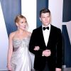 Scarlett Johansson et son fiancé Colin Jost - People à la soirée "Vanity Fair Oscar Party" après la 92ème cérémonie des Oscars 2020 au Wallis Annenberg Center for the Performing Arts à Los Angeles, le 9 février 2020. 