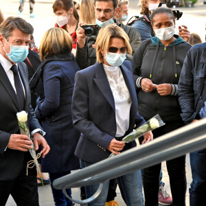 Christian Estrosi, le maire de Nice, et sa femme Laura Tenoudji Estrosi sont venus se recueillir sur le parvis de la Basilique Notre Dame de l'Assomption, le 30 octobre 2020, le lendemain de l'attentat qui a coûté la vie à 3 personnes. © Bruno Bebert / Bestimage 