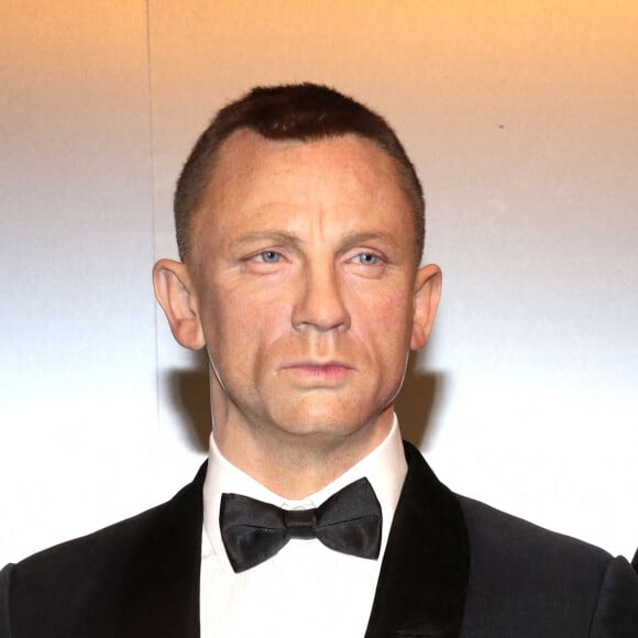 Daniel Craig et Sean Connery statues de cire des anciens interprètres de James Bond au musée Madame Tussaus à Berlin, le 4 octobre 2016. © Future-Image via ZUMA Press/Bestimage