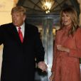 Le président américain Donald Trump et sa femme la première dame Melania Trump reçoivent des enfants pour Halloween à La Maison Blanche à Washington, le 25 octobre 2020.   