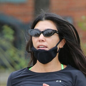 Kourtney Kardashian, masquée à New York, le 11 octobre 2020.