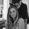 Emma Smet a publié une photo avec son grand-père Johnny Hallyday le 15 juin 2019, à l'occasion de l'anniversaire de son défunt grand-père.