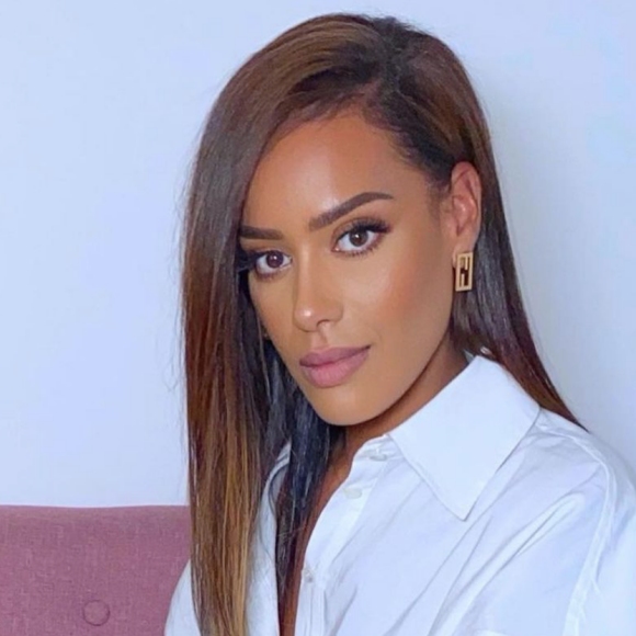 Amel Bent en octobre 2020.