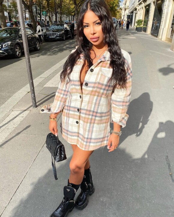 Maeva Ghennam, candidate des "Marseillais" (W9) agressée en sortant de chez elle