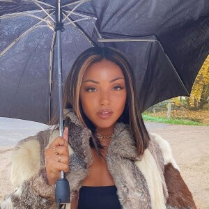 Wejdene prend la pose sur Instagram. La chanteuse a dévoilé en septembre son tout premier album en septembre dernier, "16".