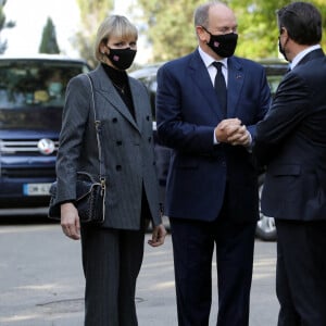 La princesse Charlène de Monaco, le prince Albert II, Christian Estrosi, maire de Nice, sa femme Laura, Nicolas Sarkozy - Cérémonie d'hommage national aux victimes de l'attentat terroriste du 29 octobre 2020 au sommet de la Colline du Château à Nice le 7 novembre 2020.  © Jean-François Ottonello/ Nice Matin / Bestimage