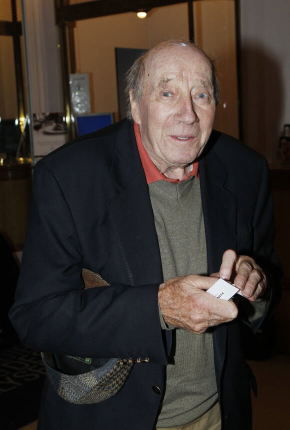 Michel Robin - Avant-première de la pièce "Des fleurs pour Algernon" à Paris, le 14 septembre 2012. 