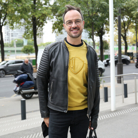 Exclusif - Jarry arrive dans les studios de Radio France à Paris.