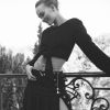 Lily Rose Depp pose pour la campagne croisière 2021 de Chanel.