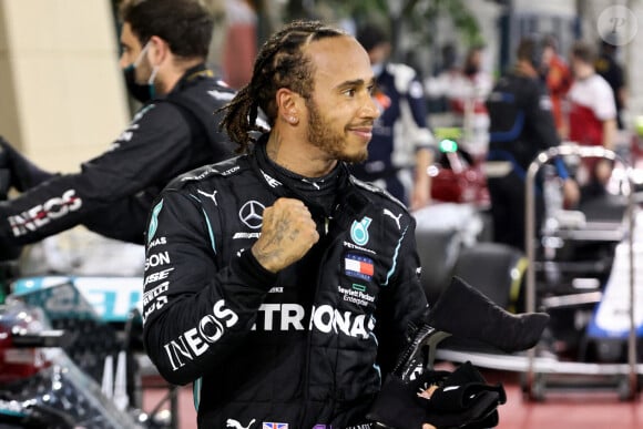 Lewis Hamilton, Mercedes-AMG Petronas F1, 1st position, in Parc Ferme - Grand Prix automobile de Bahreïn 2020, le 29 novembre 2020. © Motorsport / Panoramic / Bestimage