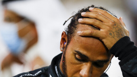 Lewis Hamilton positif à la Covid-19 : isolement et Grand Prix manqué
