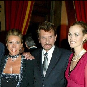Le prince Emmanuel-Philibert de Savoie, le prince Victor Emmanuel de Savoie, son épouse Marina Doria de Savoie, Johnny Hallyday et Laeticia Hallyday - Soirée de mariage du prince Emmanuel-Philibert de Savoie avec Clotilde Courau, en 2003.