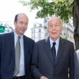 Exclusif - Louis Giscard d'Estaing et son père Valéry Giscard d'Estaing lors de la neuvième édition du déjeuner Pères et fils organisé au café Les Deux Magots à Paris, le 23 juin 2014.   