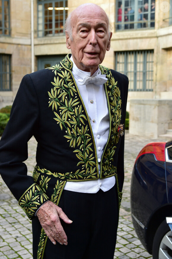 Valéry Giscard d'Estaing - Le philosophe Alain Finkielkraut entre à l'Académie Française à Paris © Giancarlo Gorassini/Bestimage