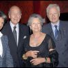 VALERY GISCARD D' ESTAING ET SA FEMME ANNE AYMONE AVEC LEUR FILLE VALERIE ANNE ET SON MARI BERNARD FIXOT - SOIREE AU THEATRE MONTPARNASSE POUR LA PIECE "PAROLE ET GUERISON" ET GALA AU PROFIT DE LA FONDATION POUR L' ENFANCE DONT ANNE AYMONE GISCARD D'ESTAING EST LA PRESIDENTE FONDATRICE 