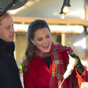 Le prince William et Catherine Kate Middleton rencontrent des étudiants au chateau de Cardiff pour évoquer leur ressenti sur le confinement le 8 décembre 2020.