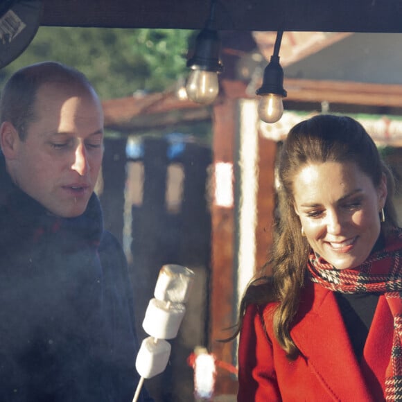 Le prince William et Catherine Kate Middleton rencontrent des étudiants au chateau de Cardiff pour évoquer leur ressenti sur le confinement le 8 décembre 2020.