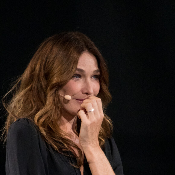 Exclusif - Carla Bruni Sarkozy - Enregistrement de l'émission "La Chanson secrète 6" à la Scène musicale à Paris, qui sera diffusée le 12 décembre sur TF1. © Gaffiot-Moreau / Bestimage 