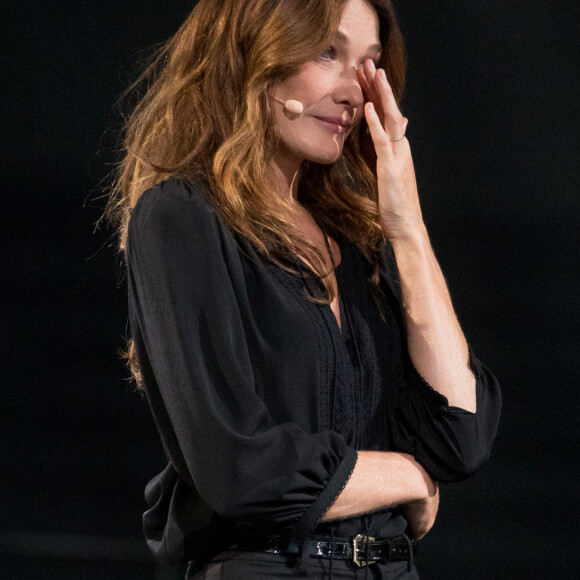 Exclusif - Carla Bruni Sarkozy - Enregistrement de l'émission "La Chanson secrète 6" à la Scène musicale à Paris, qui sera diffusée le 12 décembre sur TF1.  © Gaffiot-Moreau / Bestimage 