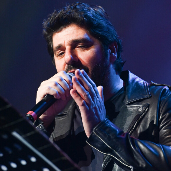 Exclusif - No Web - Patrick Fiori - Grande Soirée de la Solidarité Tsédaka 2019 au Palais des Congrès à Paris. Cette campagne caritative annuelle soutient 180 programmes de solidarité en France, à travers 90 associations sociales, parmi lesquelles des maisons d'enfants, des épiceries sociales, des structures d'accueil de jeunes handicapés, des centres de jour pour personnes atteintes de maladies neurodégénératives, ....Le 16 décembre 2019 © Coadic Guirec / Bestimage 