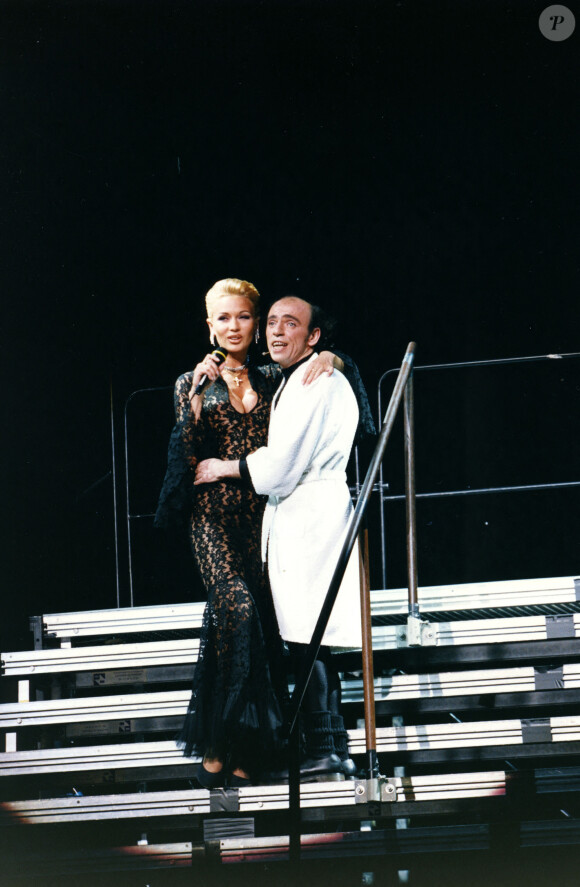 Elie Kakou au Zenith de Paris 1995 avec Marlene Mourreau