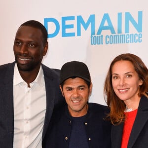 Omar Sy, Jamel Debbouze et sa femme Mélissa Theuriau - Avant première du film "Demain tout commence" au Grand Rex à Paris le 28 novembre 2016. © Coadic Guirec/Bestimage 