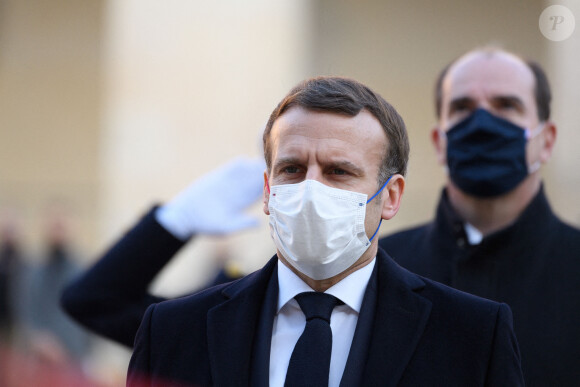 Le président Emmanuel Macron et le Premier ministre Minister Jean Castex. - Le président français Emmanuel Macron assiste à l'hommage national pour le résistant de la Seconde Guerre mondiale et "Compagnon de la Libération" Daniel Cordier à l'Hôtel des Invalides à Paris, le 26 novembre 2020. © Jacques Witt / Pool / Bestimage 