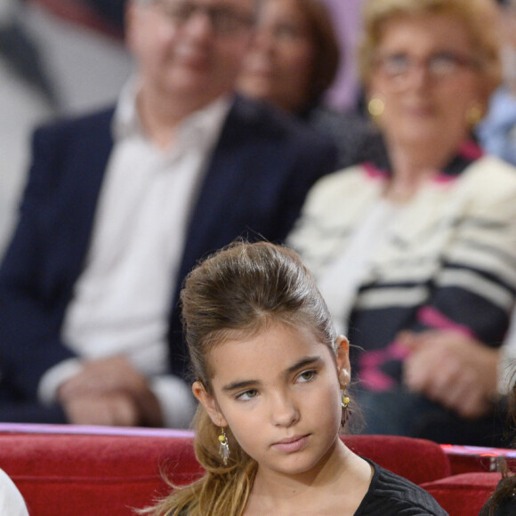 Cristiana Reali avec ses filles Elisa Huster et Toscane Huster - Enregistrement de l' émission "Vivement Dimanche" à Paris le 24 septembre 2014. L'émission sera diffusée le 28 Septembre.