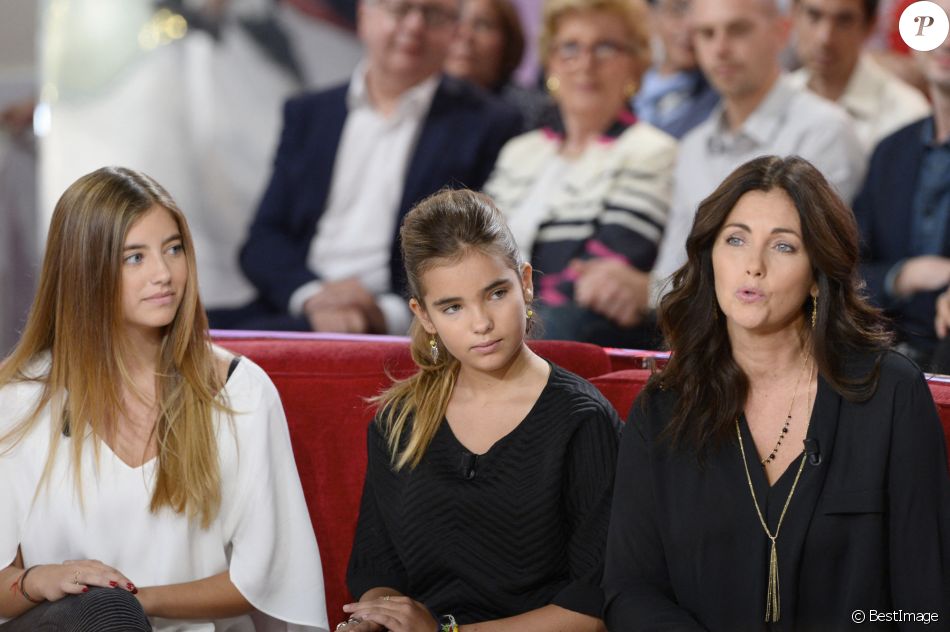 Cristiana Reali avec ses filles Elisa Huster et Toscane Huster - Enregistrement de l' émission "Vivement Dimanche" à Paris le 24 septembre 2014. L'émission sera diffusée le 28 Septembre.