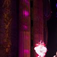 Exclusif - Dany Brillant et Les danseuses du Moulin Rouge - Enregistrement de l'émission "La grande soirée du 31 à Versailles", qui sera diffusée sur France 2. Le 15 décembre 2020 © Tiziano Da Silva - Cyril Moreau / Bestimage