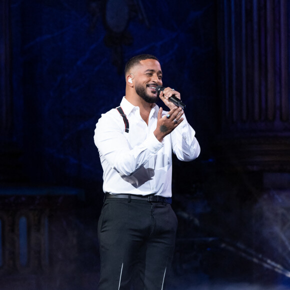 Exclusif - Slimane - Enregistrement de l'émission "La grande soirée du 31 à Versailles", qui sera diffusée sur France 2. Le 15 décembre 2020 © Tiziano Da Silva - Cyril Moreau / Bestimage