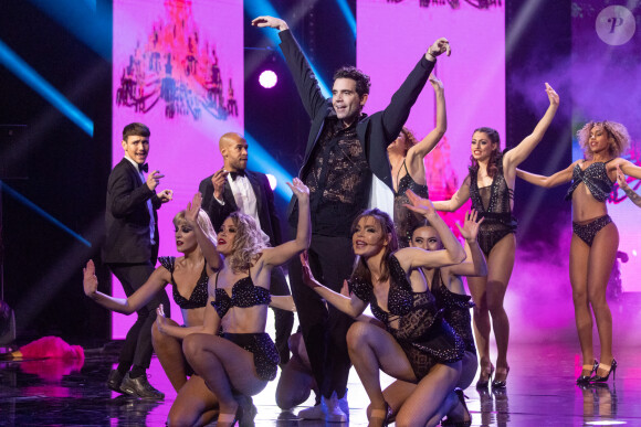 Exclusif - Mika - Enregistrement de l'émission "La grande soirée du 31 à Versailles", qui sera diffusée sur France 2. Le 15 décembre 2020 © Tiziano Da Silva - Cyril Moreau / Bestimage