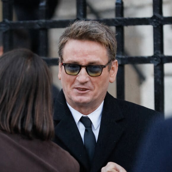 Benoît Magimel - Sortie - Obsèques du producteur Cyril Colbeau-Justin en la basilique Saint-Clotilde, Paris 7e pendant l'épidémie de Coronavirus Covid-19. Le 12 novembre 2020. © Agence / Bestimage