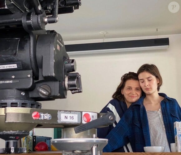 Juliette Binoche et sa fille Hannah Magimel sur Instagram. Le 30 décembre 2020.