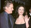 Catherine Zeta-Jones et Michael Douglas après leurs fiançailles