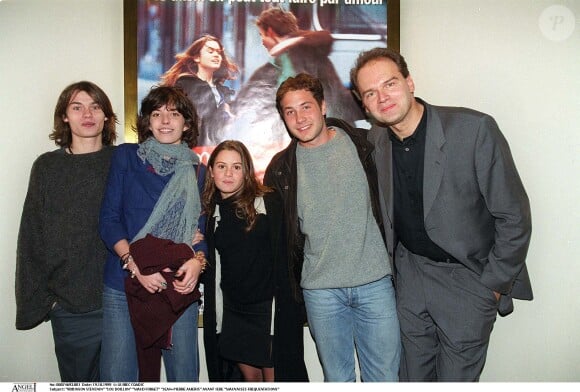 Robinson Stevenin et Lou Douillon - Avant première de "Mauvaises fréquentations".