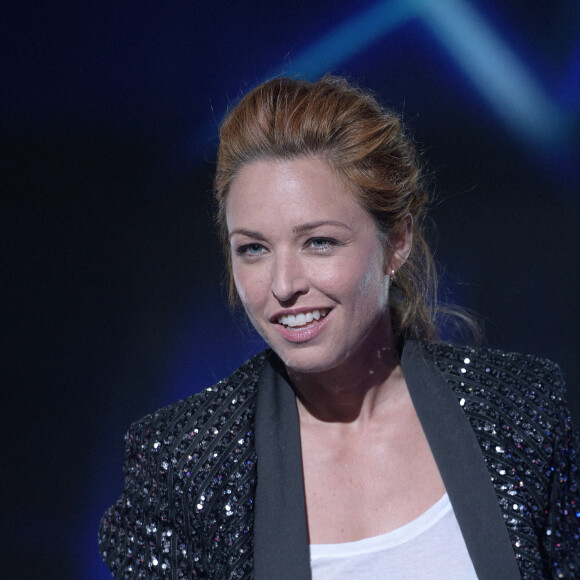 Exclusif - Natasha St Pier - Enregistrement de l'émission "300 Choeurs chantent Les plus beaux duos" à Paris, qui sera diffusée le 8 janvier 2021 sur France 3. © Tiziano Da Silva / Bestimage