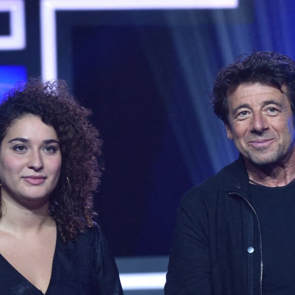 Exclusif - Inès de Fontaine et Patrick Bruel - Enregistrement de l'émission "300 Choeurs chantent Les plus beaux duos" à Paris, qui sera diffusée le 8 janvier 2021 sur France 3. © Tiziano Da Silva / Bestimage